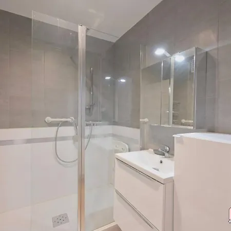 Daire Propose Dans Un Valence (Drome)